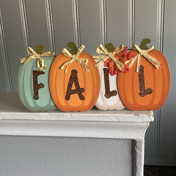 NWT- Beautiful Brown Glittered FALL Colorful Pumpkins Decoration Sign 🍁 - Picture 9 of 16
